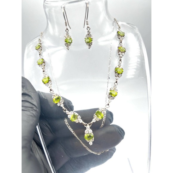 Natural Peridot Gemstone 925 sterling silver Handmade necklace Set Earning Ring - Picture 3 of 9